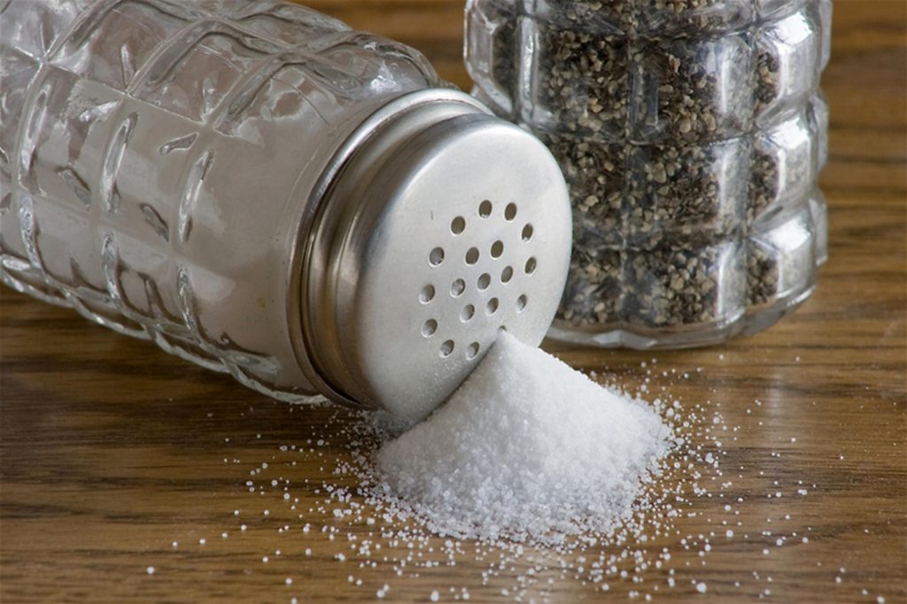 Соль - это продукт, вызывающий камни в почках